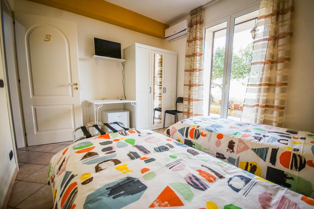 Bed and Breakfast Beb Brusce' Franco E Tina Ragusa Exteriér fotografie